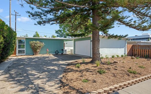 122 Kinman Ave